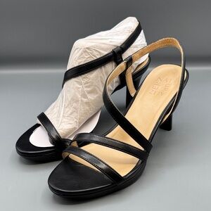 Naturalizer Brenta Sandal